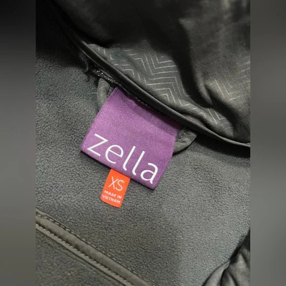 Zella Olive Green Hooded Winter Jacket Women’s XS - Picture 6 of 6